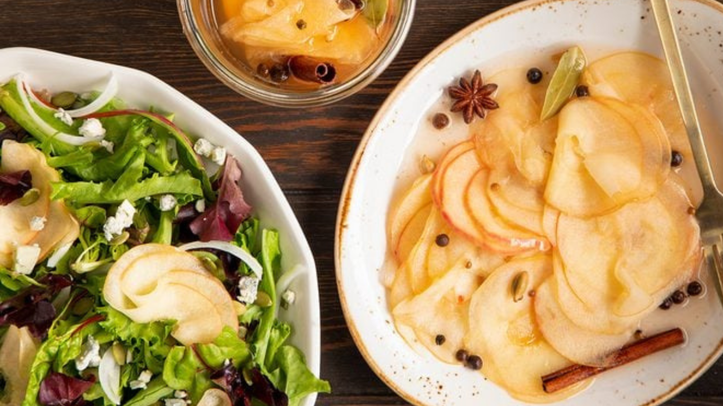 Recipe: Easy Pickled Apples